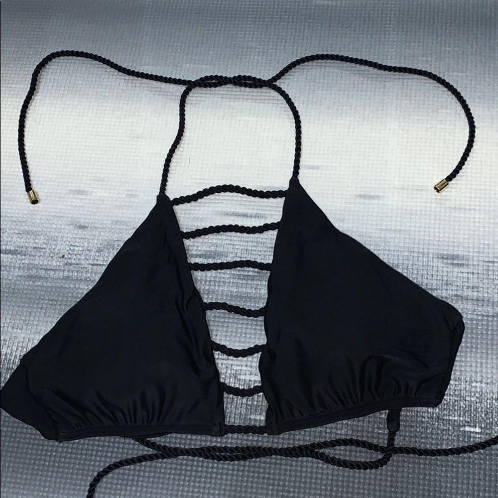 Bikini top